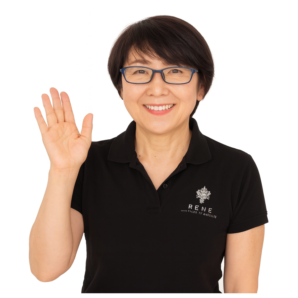 MINAEメソッド❤筋活リンパマッサージの説明をするRENEスパバンコク店長のトヨ